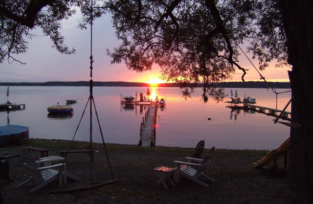 Bungalow, suites or home on East Side of Saratoga Lake The Best Of All Worlds