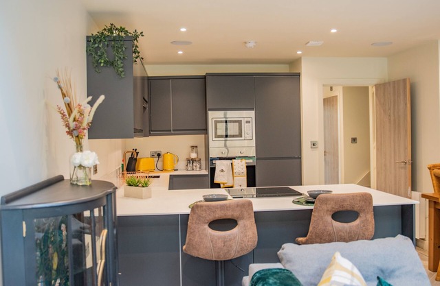 Bv Spacious 3Bed TownHouse Perfect For Contractors