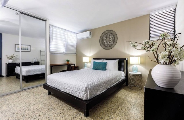 By Airport-Beach | Central AC | Parking | Backyard