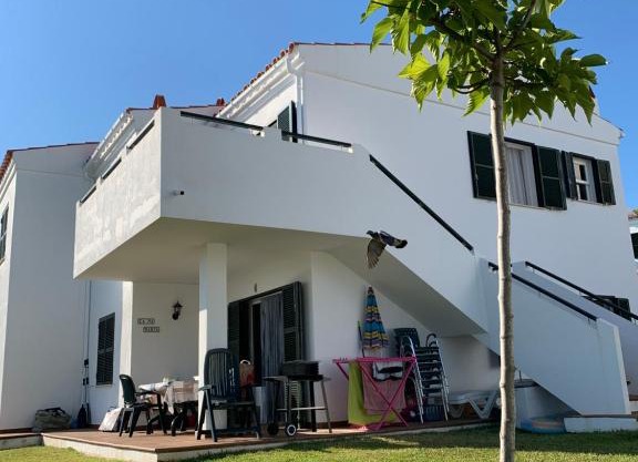 Ca la Marta apartamento con piscina y jardín a 150m de la playa