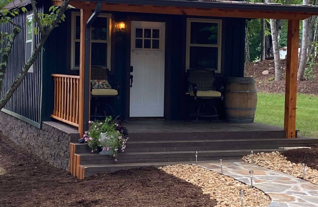 Cabernet Cabin near JVD vineyard