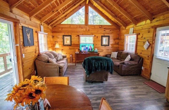 Cabin 5 | Sleeps 8 | Private Deck | Private Cabin