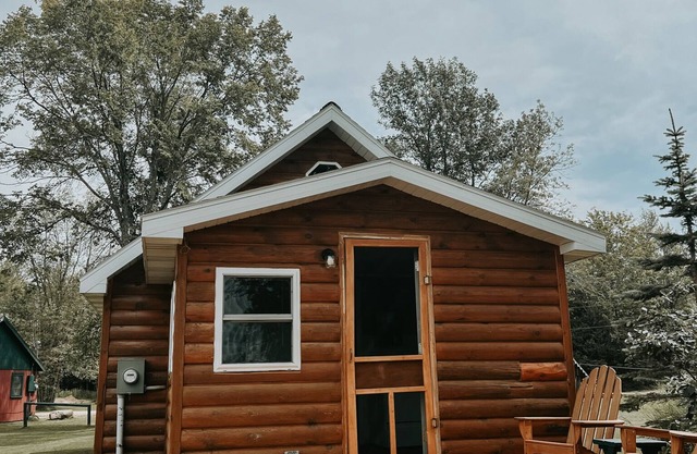 Cabin 6-The Loon's Nest at Sunset Pines Resort