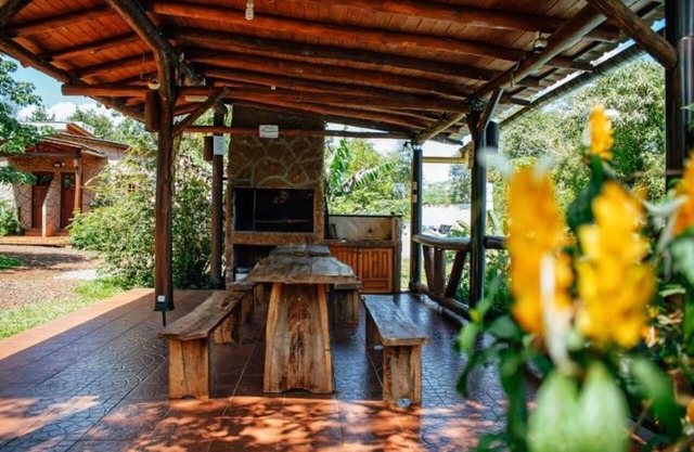 Cabin for 6 in Iguazu with BBQ and Pool