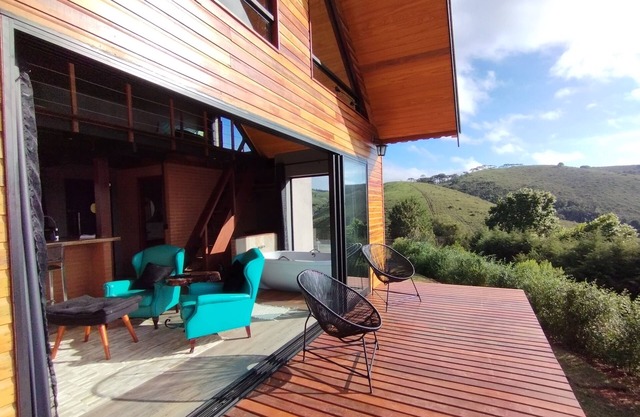 Cabin with hydromassage, mountain views and 5 km from the tourist center.