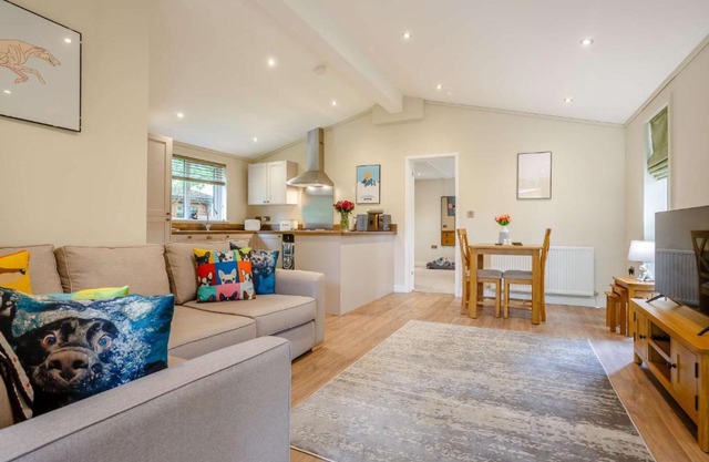 Campden Lodge 1