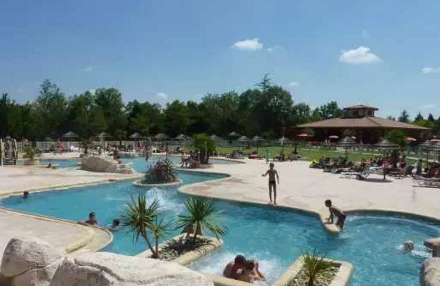 Camping 4 étoiles - Parc aquatique - eecged