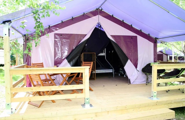 Camping Flower Beauchêne* - Free Flower Standard 3 room apartment for 5 people Without sanitary facilities