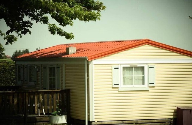 Camping De La Belle Etoile *** - Mobil Home Comfort 4 Rooms 6 People