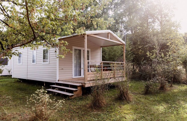 Camping Le Paradis * - Mobile Home Crocus 3 Rooms 4 People + TV