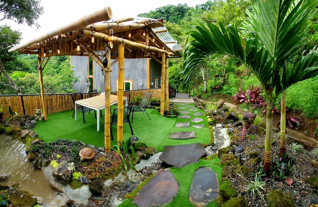 Canyon Casa: Direct Riverfront :20 Minutes to the SJO Airport !