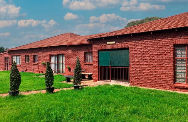 Captivating 1-Bed Studio in Springs - Home Way