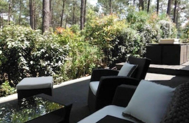 Carcans Plage: in the forest, 2 minutes away from the beach