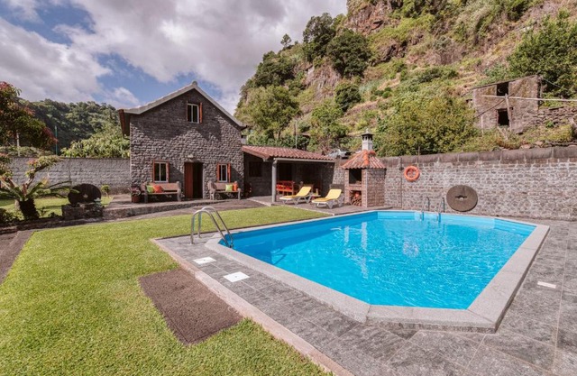 Casa da Pedra by Amazing Madeira