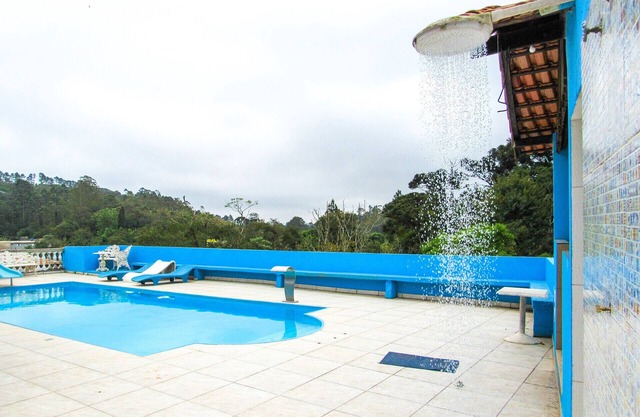 Casa de Campo com piscina e churrasq em Cotia/SP