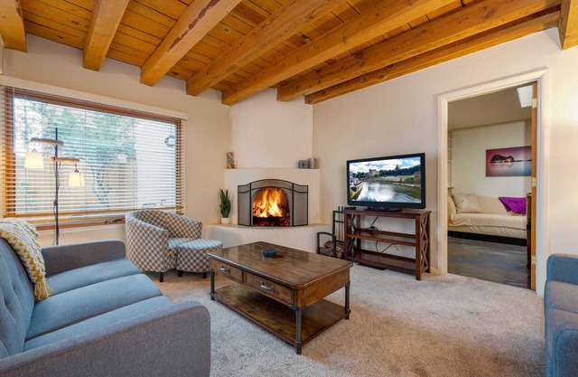 Casa Don Diego- King Bed| Courtyard| Office| 3BR