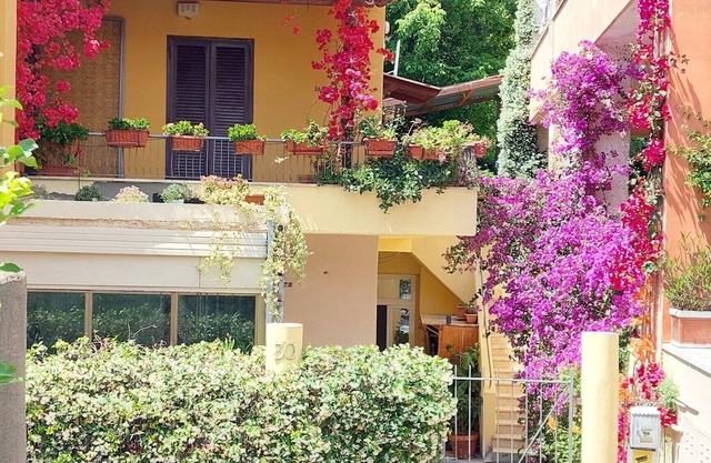 Casa Elisa e Carla – Beautiful Blue Apartment not far from the Vatican