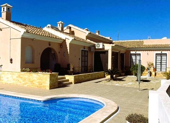 Casa Los Gilabertes