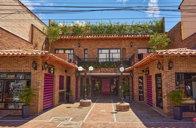 Casa Rose Hotel