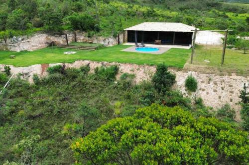Casa vista da serra