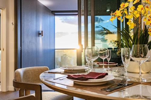 Céleste on the Star — Luxury Riverview 3 Bed Apt