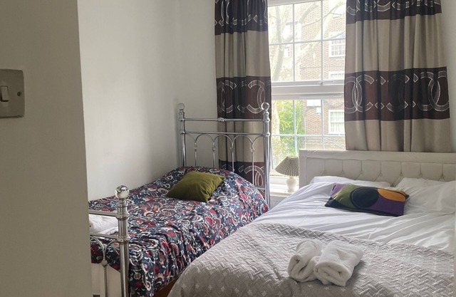 Central London Luxury Apartment with 3 Bedrooms