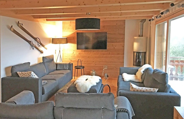 Chalet in Val Dherens near Ski Lift