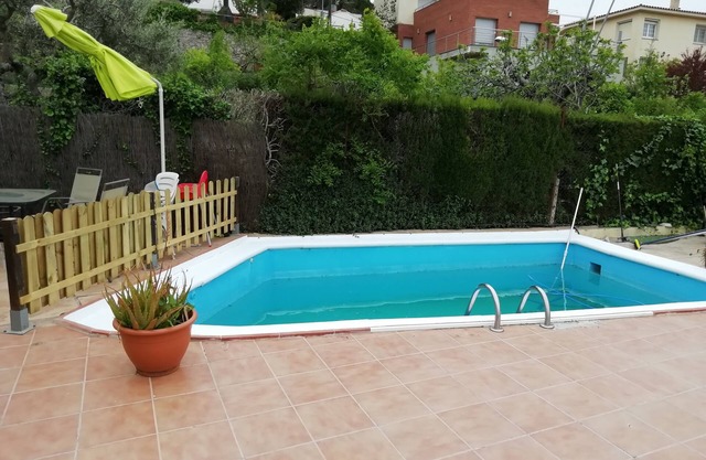 Chalet with mountain views and private pool, ideal for families.