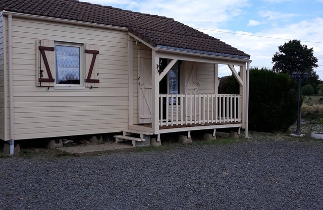 Chalet with outdoor space close to the 24h