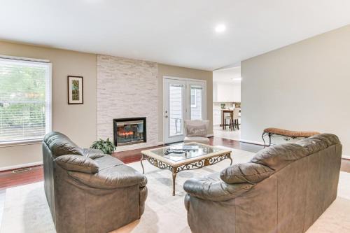 Charlotte Vacation Rental with Private Hot Tub!