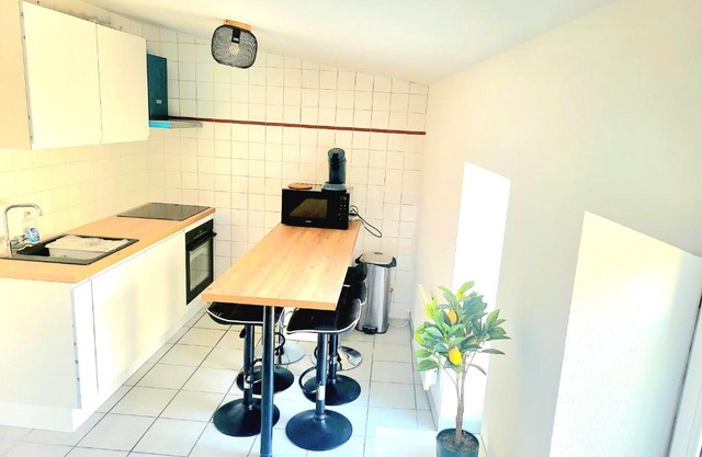 Charmant appartement 2 chambres 400 m centre gare
