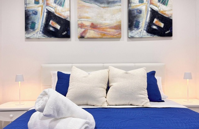 Charming 1 BR-1BH Studio with free WiFi and AC Easy Access to PBI & I-95