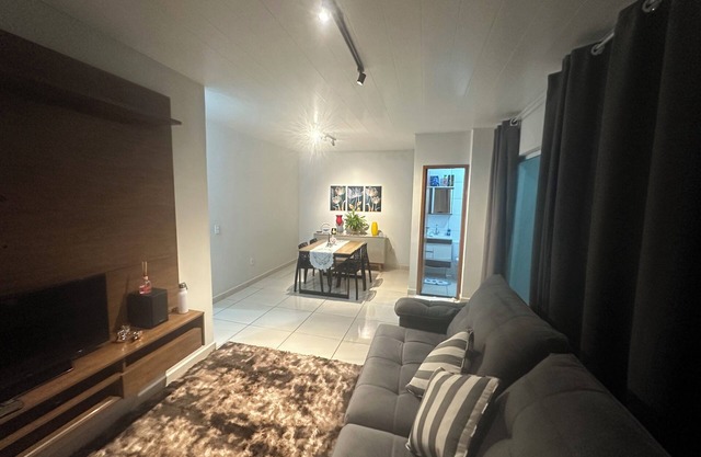 Charming 1-bedroom apartment in delightful Dores do Rio Preto with WiFi
