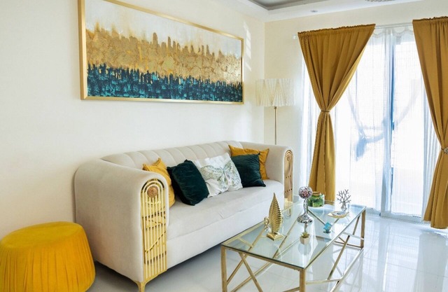 Charming 2-bedroom building in Tranquil Santo Domingo Este with AC