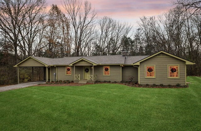 Charming 2-bedroom 2 bath house in Leiper's Fork