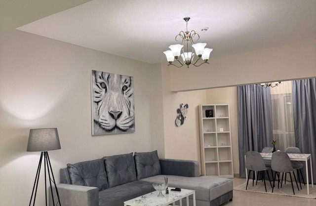 Charming 2-bedroom apartment in fabulous Sharjah with WiFi, fitness room