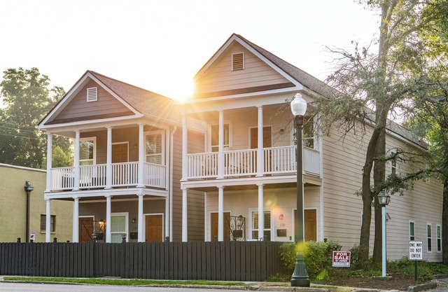 Charming 2-bedroom condo in quaint Aiken