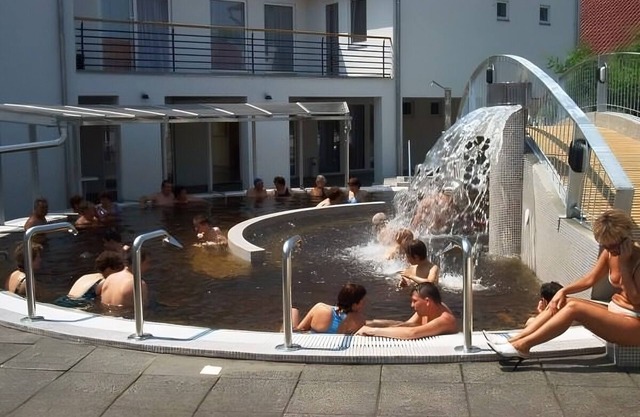 Charming 2-bedroom house with AC, WiFi in marvelous Mórahalom