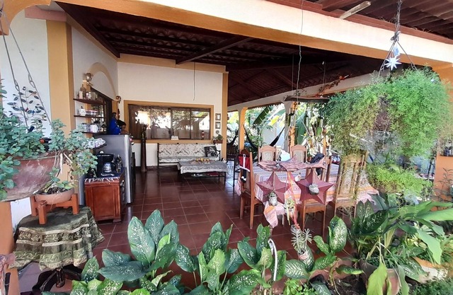 Charming 2-bedroom house in León with WiFi access