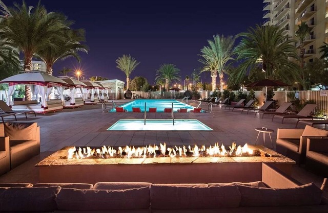 Charming 2-bedroom tower in Las Vegas by the strip near the allegiant Stadium