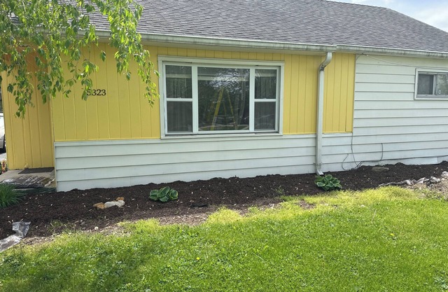 Charming 2-bedroom house in brilliant Indianapolis with AC, WiFi