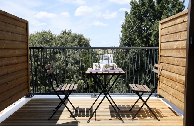 Charming 2 rooms with terrace and parking