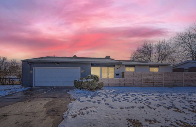 Charming 3-bedroom house in lovely Arvada