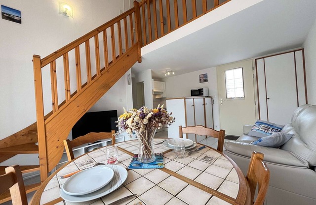 Charming 3-Room House with Mezzanine, Pool, and Garden near Beach - Châtelaillon-Plage