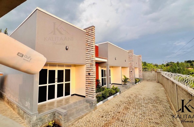 Charming 4 semi-detached apartments, experience luxury living in Fort Portal.