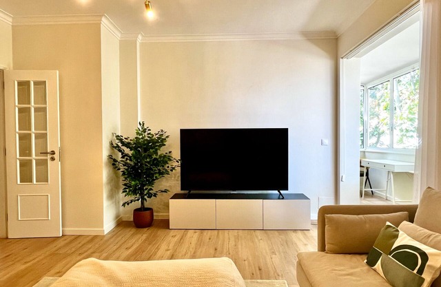 Charming and peaceful apartment, Cascais center