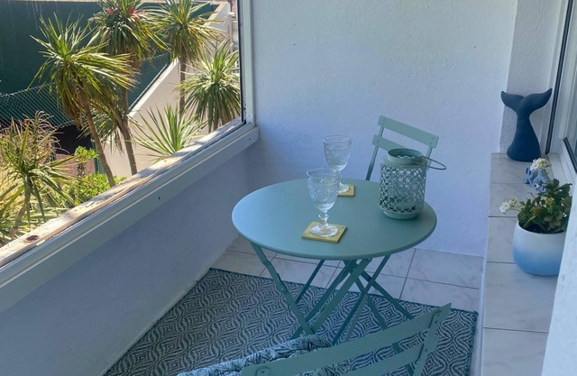 Charming apartment for rent in Roses, Costa Brava! 0 meters from the beach.
