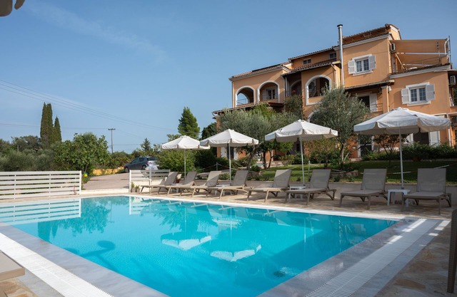 Charming apartment in the countryside near corfu town with swimming pool