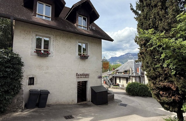 Charming apartment with swimming pool - Au Fort à Chanaz, 4 Pers.