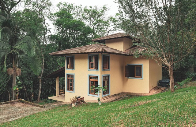 Charming Cottage in Granja Viana
